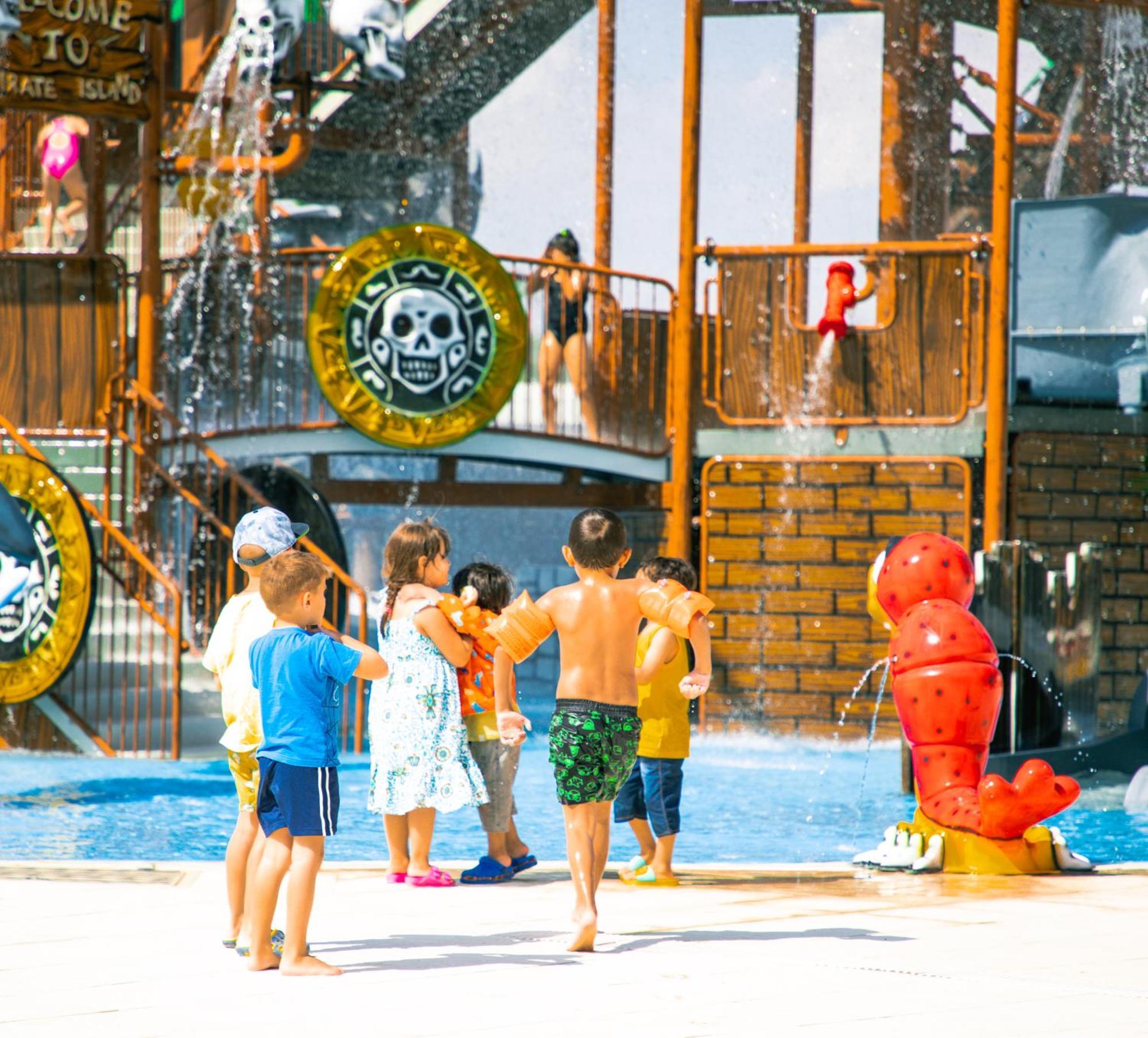 Terra Apartments In Caesar Blue Resort, Fixed Lunch Till 3Pm, Gym, Heated Pool, Sauna, Kids Club Rizokarpaso Exteriér fotografie
